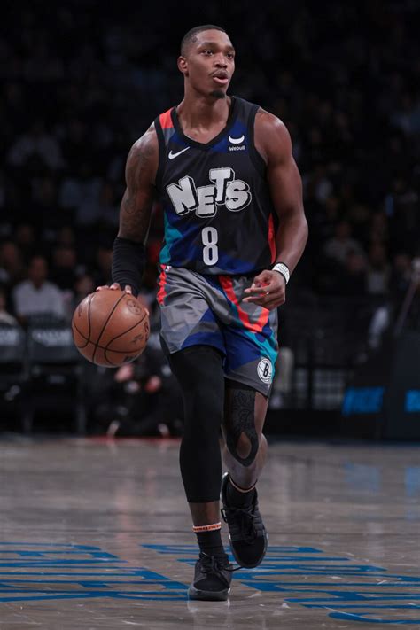 hoopsrumors|Celtics Signing Lonnie Walker IV To Camp Deal.
